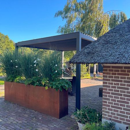 Het Achterhuis - Buitenplaats Ruitenveen, Prive! Нюлесен Екстер'єр фото